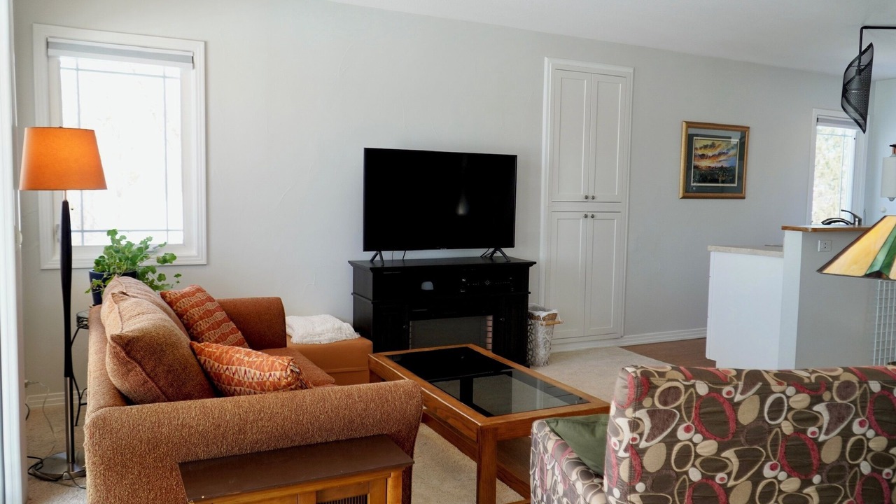 Photo of Livingroom in Mead