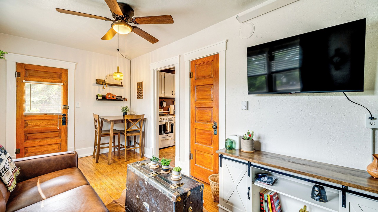Photo of Livingroom in Manitou Springs