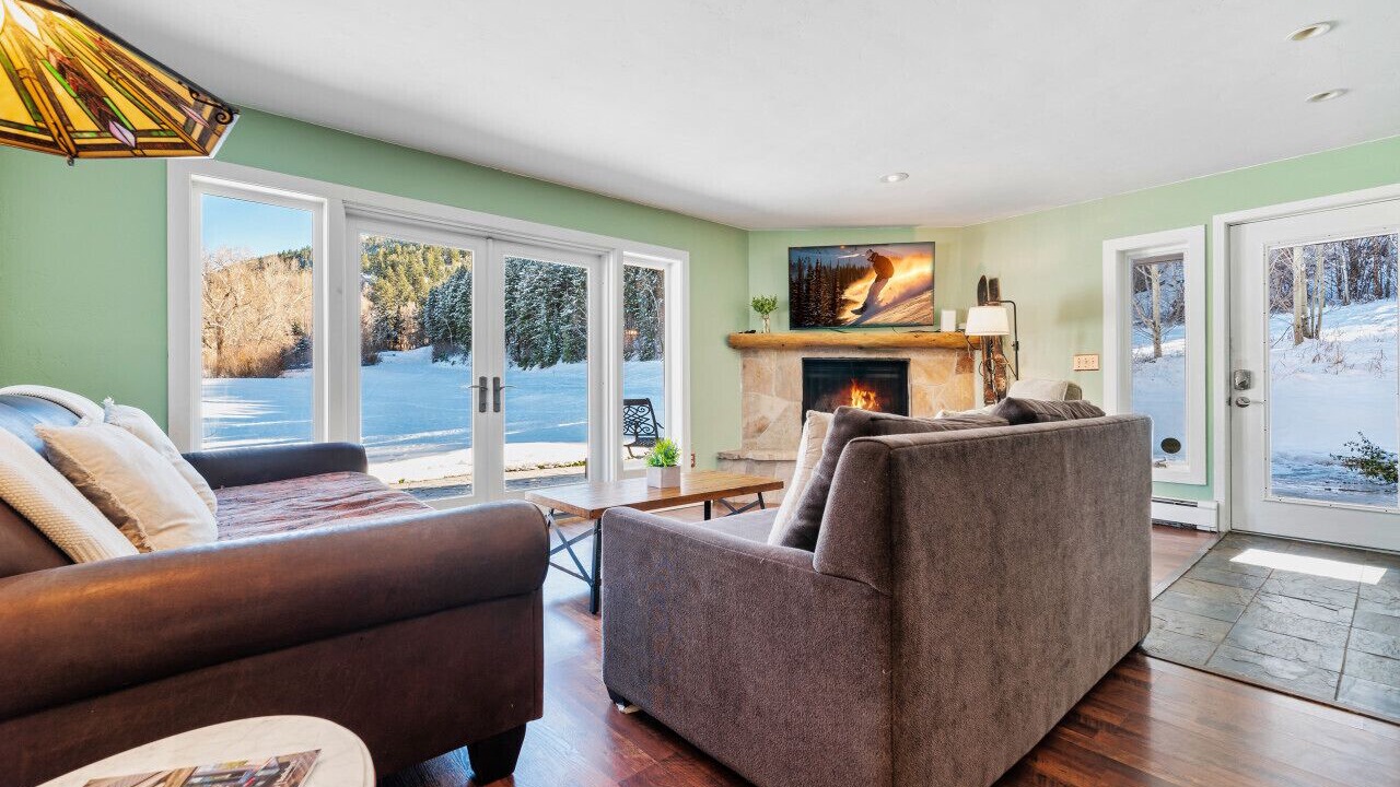 Photo of Livingroom in Eagle-Vail