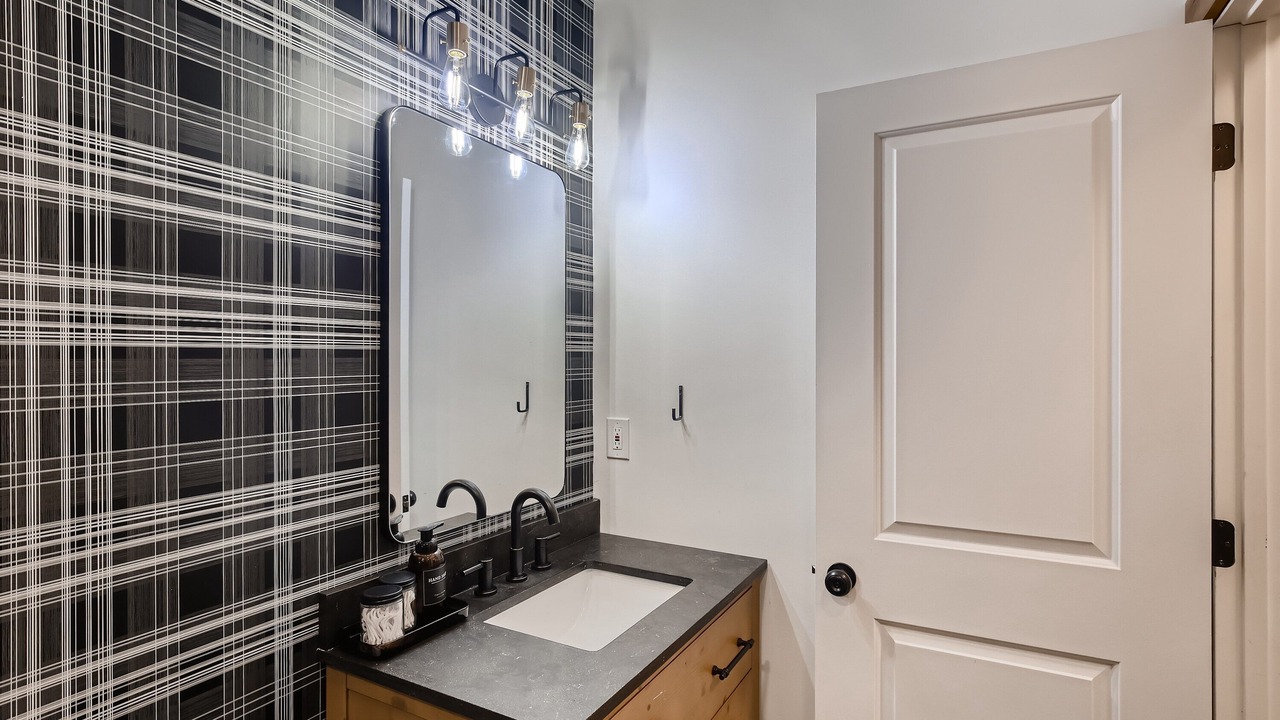 Photo of Bathroom in Bailey