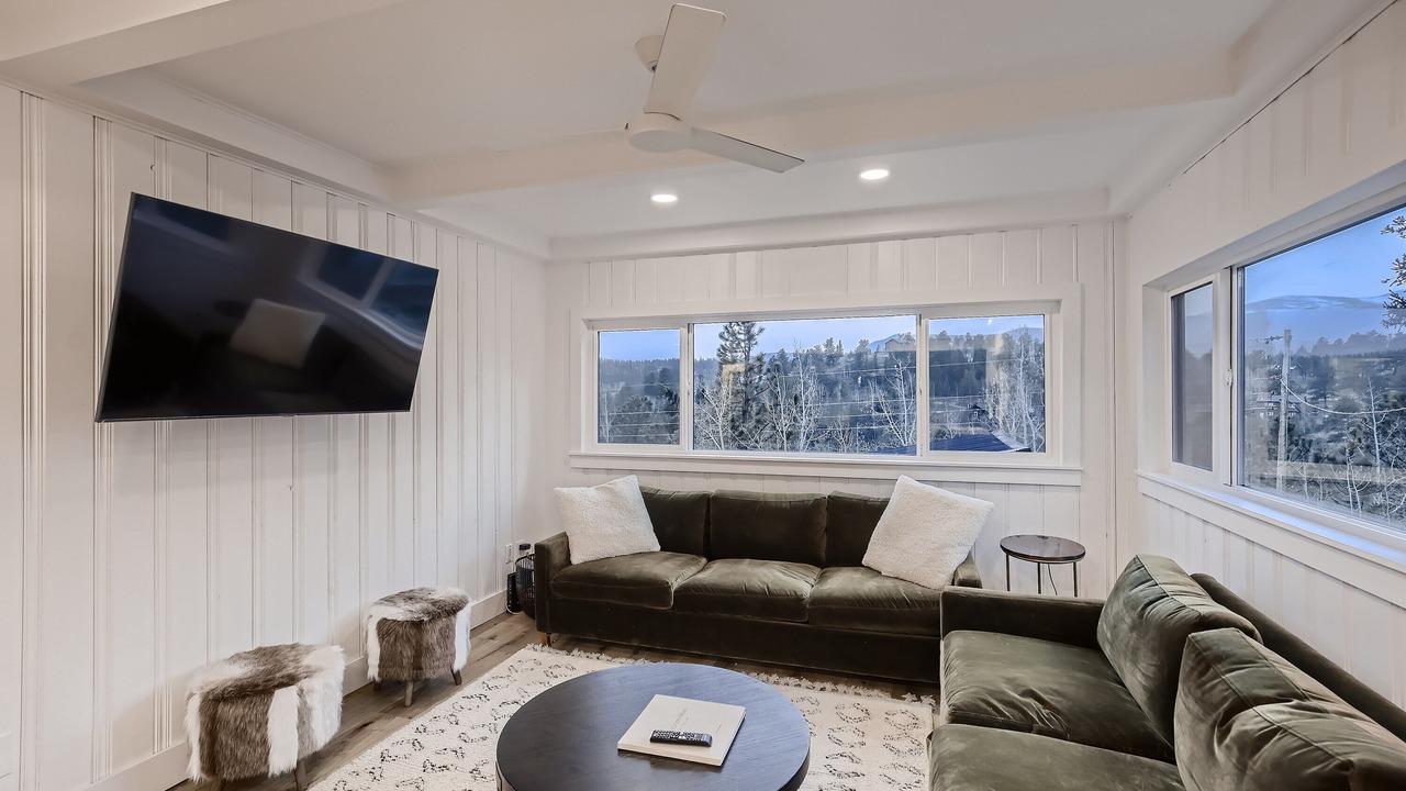 Photo of Livingroom in Bailey