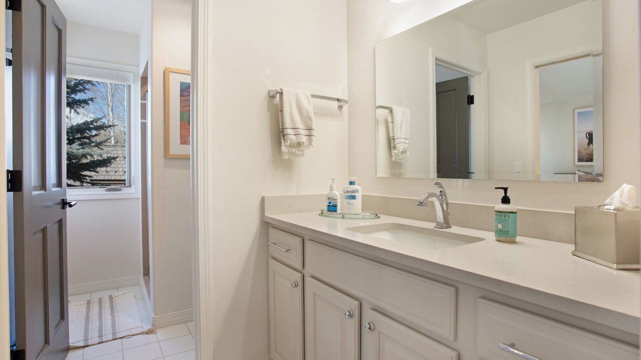 Photo of Bathroom in Edwards