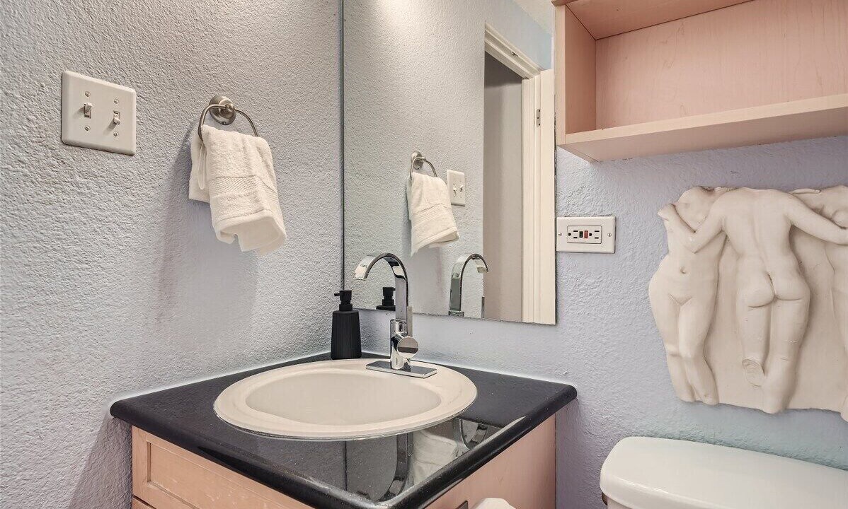 Photo of Bathroom in Speer