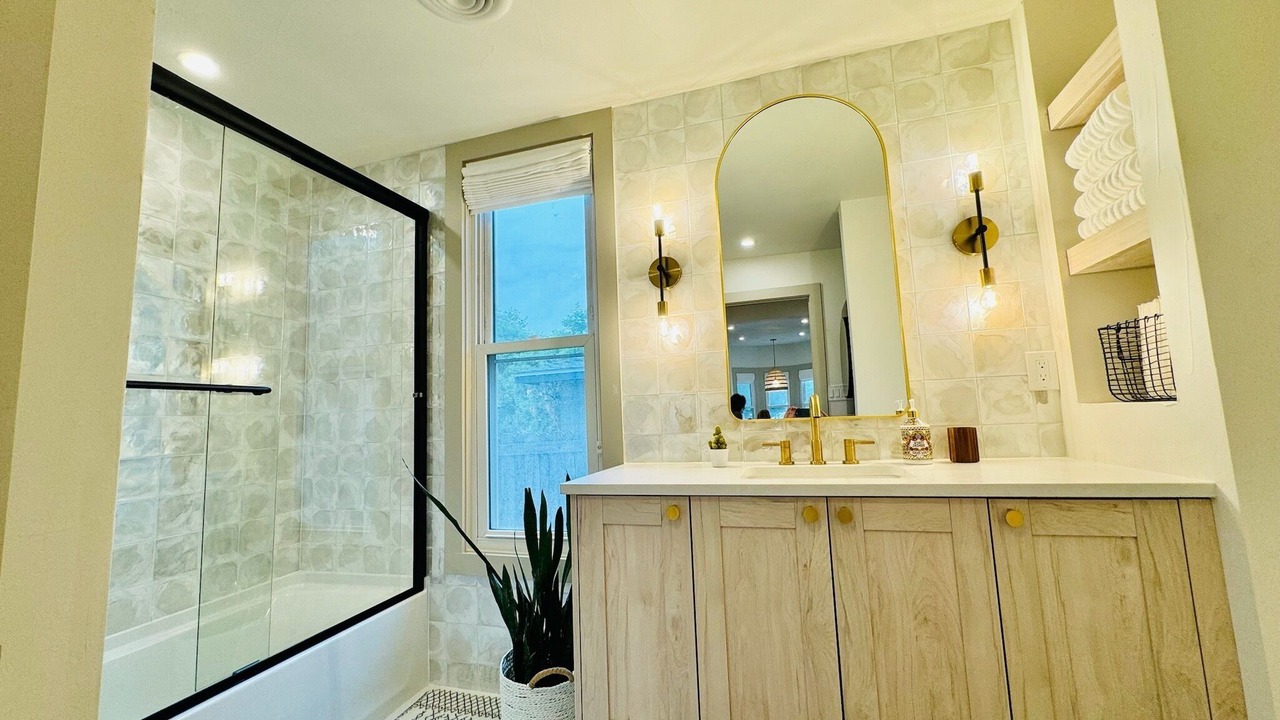 Photo of Bathroom in Loveland