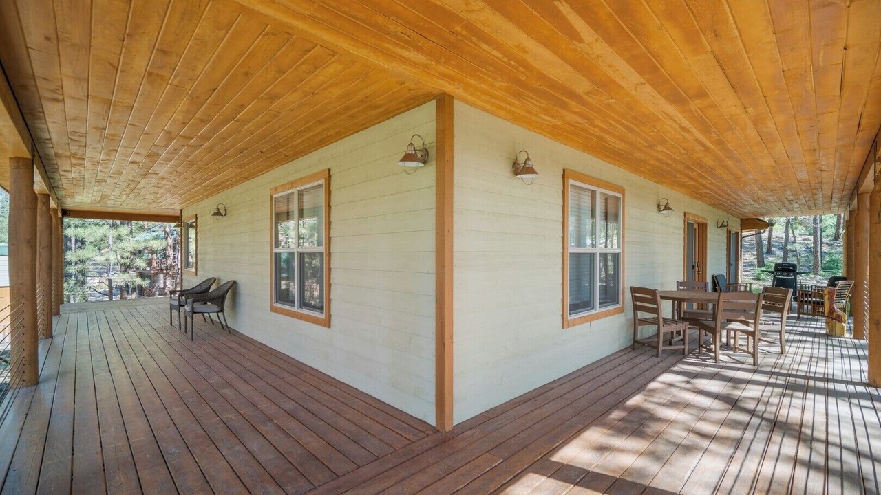 Photo of Outdoor in Forest Lakes