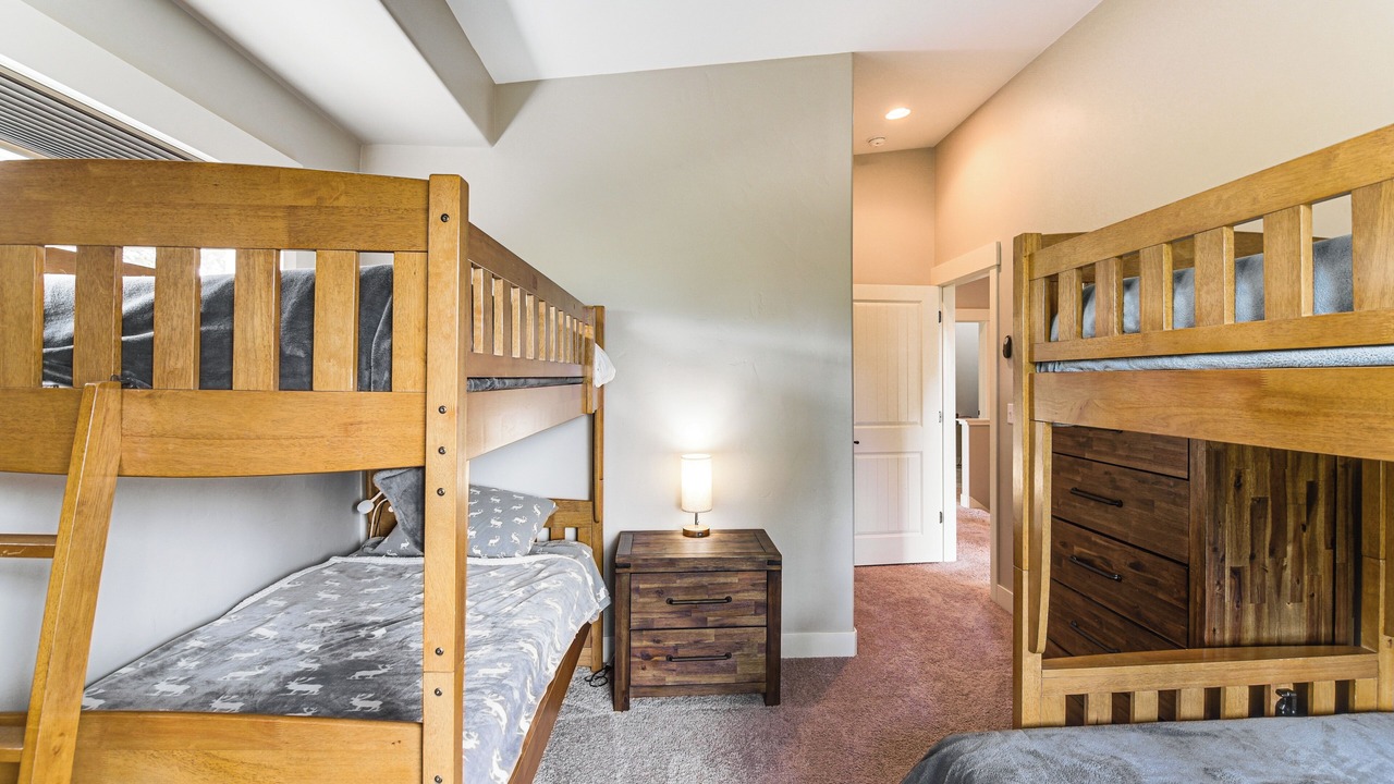 Photo of Bedroom in Rendezvous