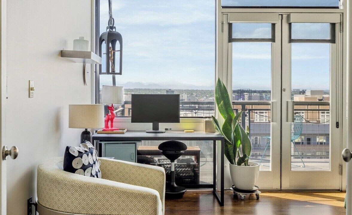 Photo of Livingroom in Ballpark