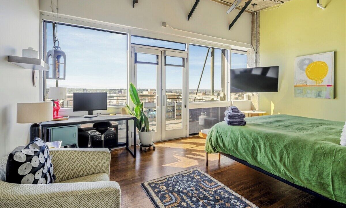 Photo of Bedroom in Ballpark