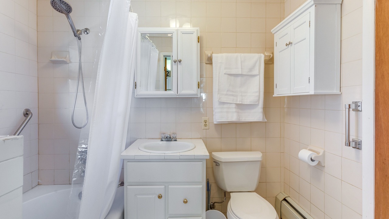Photo of Bathroom in Aurora
