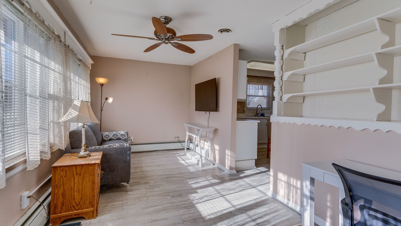 Photo of Livingroom in Aurora