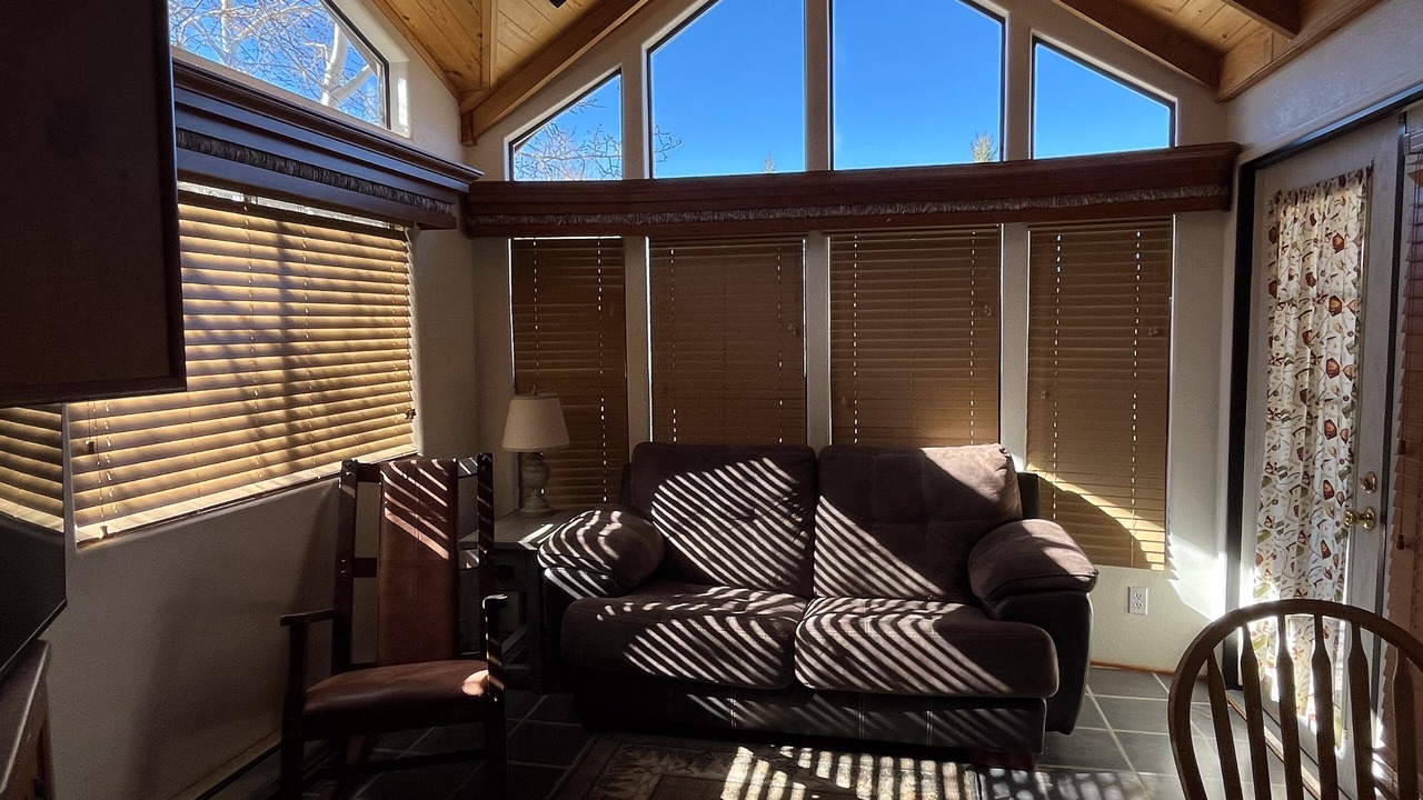 Photo of Livingroom in Almont