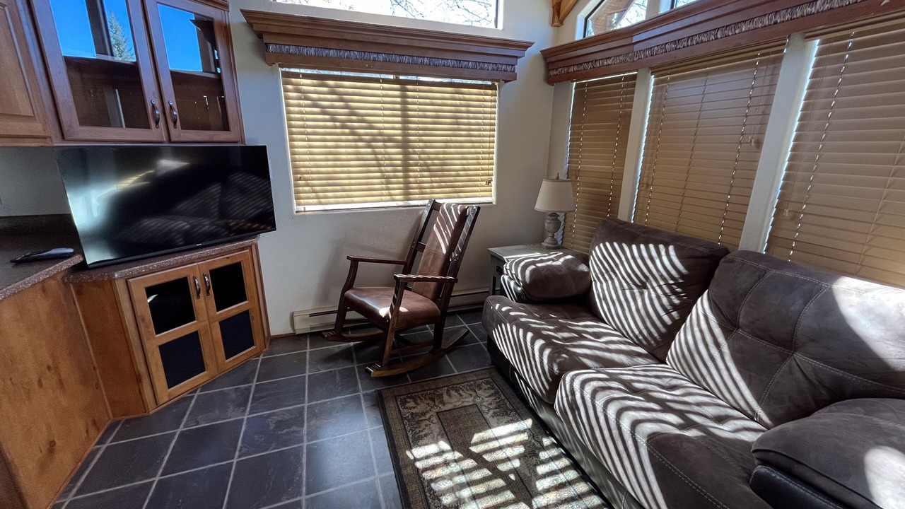 Photo of Livingroom in Almont