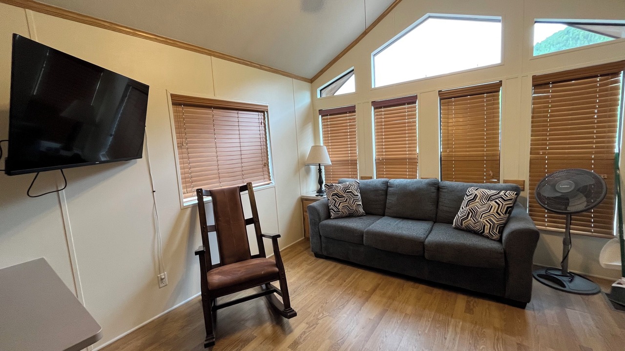 Photo of Livingroom in Almont