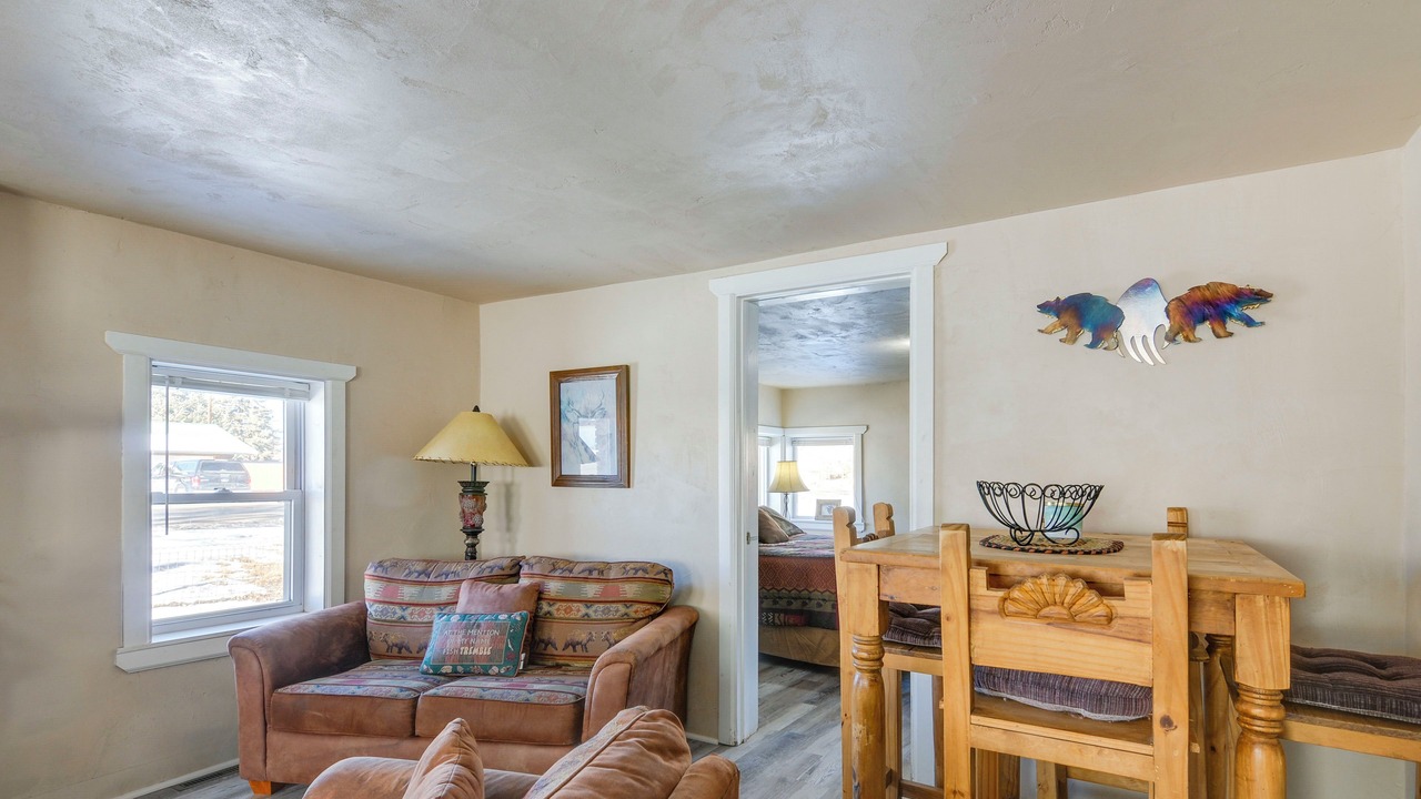 Photo of Livingroom in Del Norte