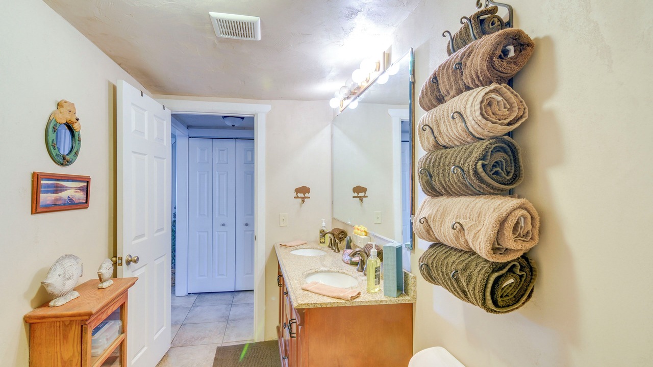 Photo of Bathroom in Del Norte