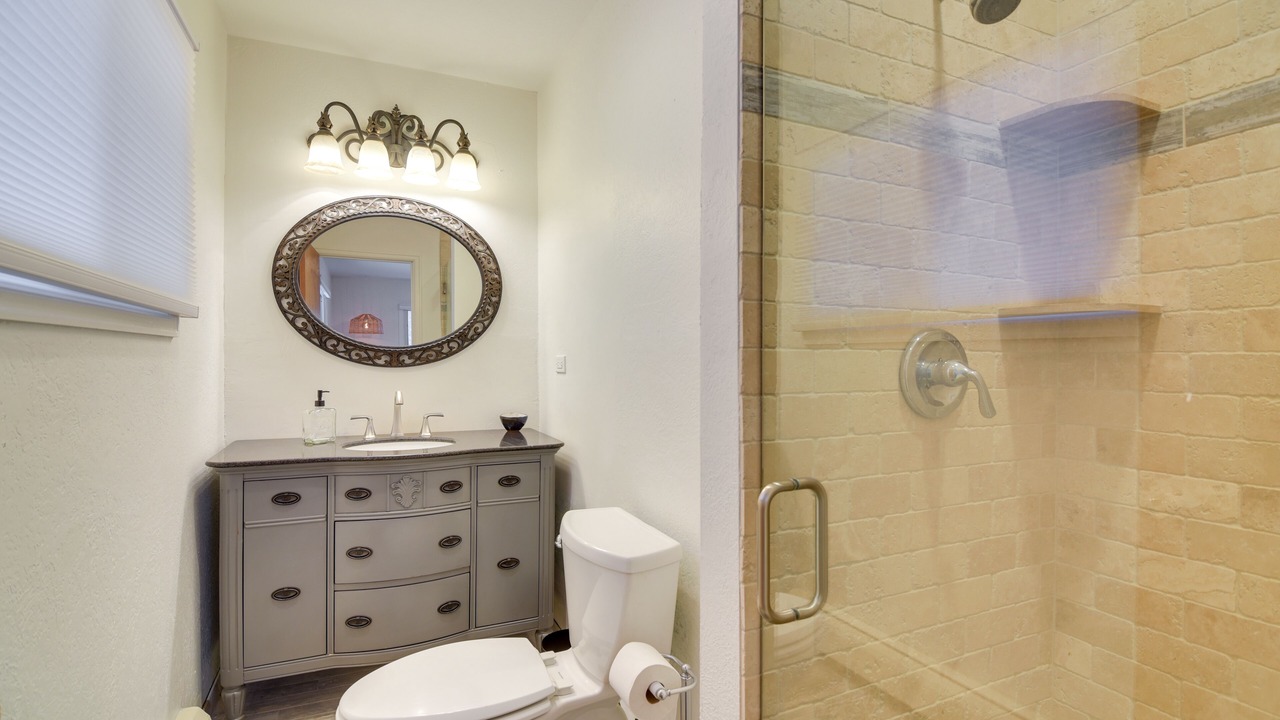 Photo of Bathroom in Conifer