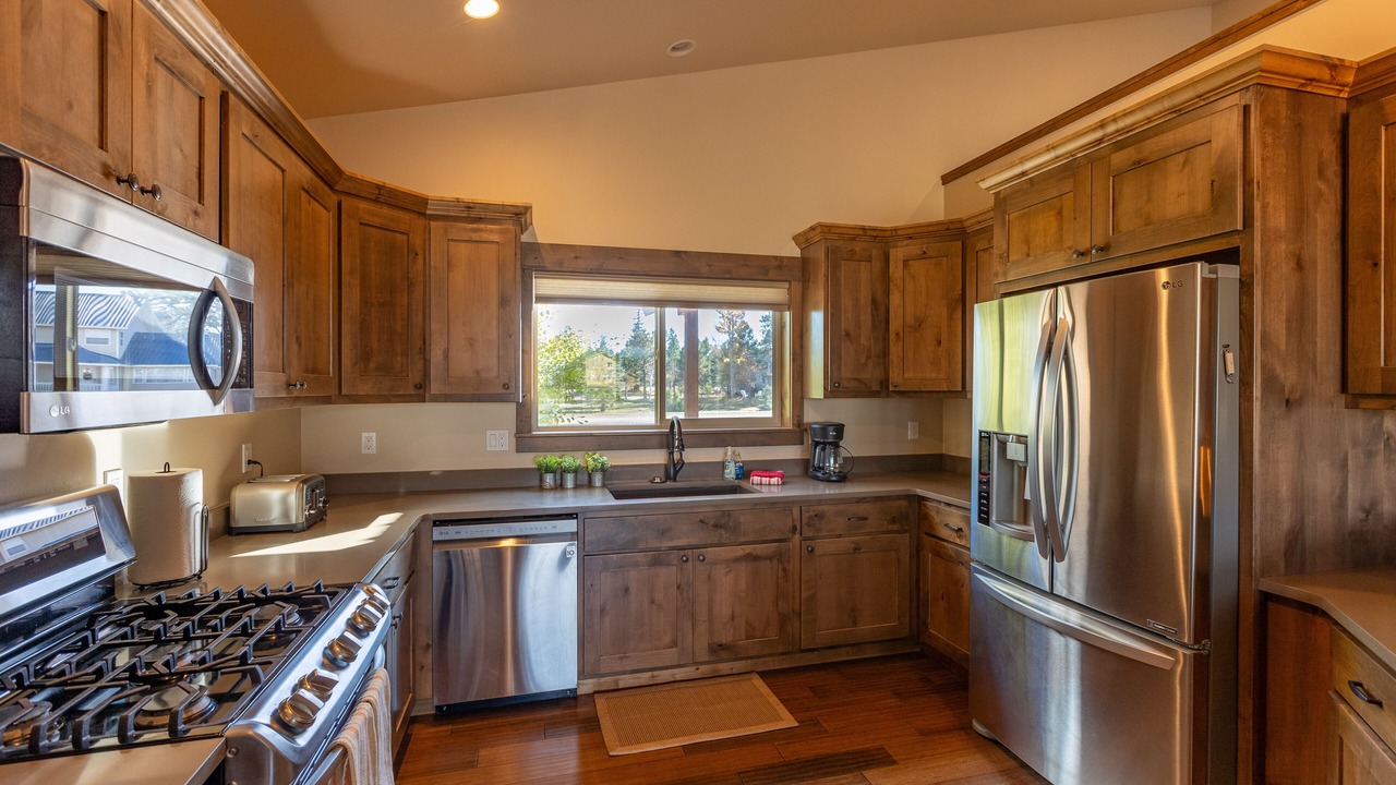Photo of Kitchen in Lake Hatcher Park