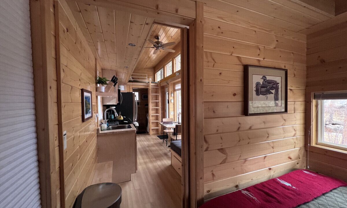 Photo of Bedroom in Drake