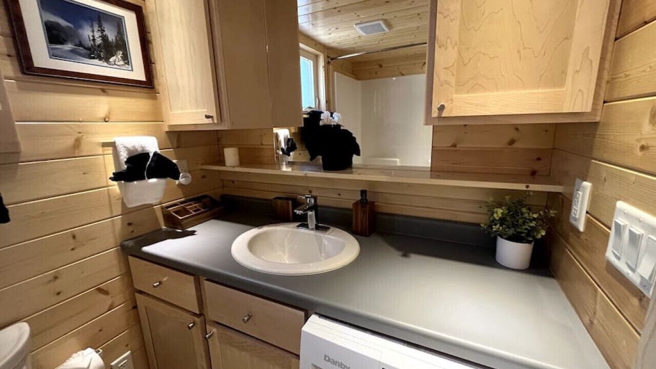 Photo of Bathroom in Drake