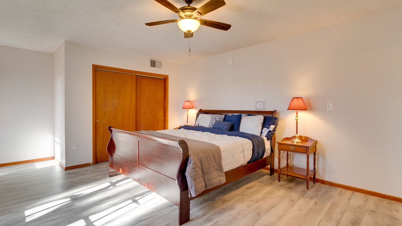 Photo of Bedroom in Aurora