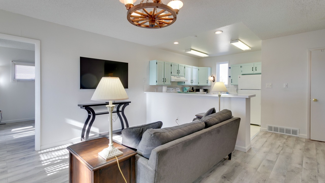 Photo of Livingroom in Aurora