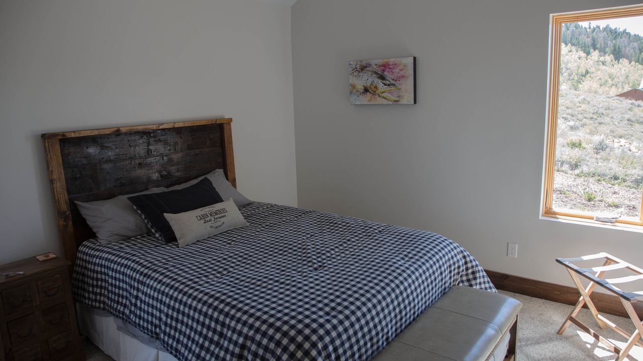 Photo of Bedroom in Crested Butte South