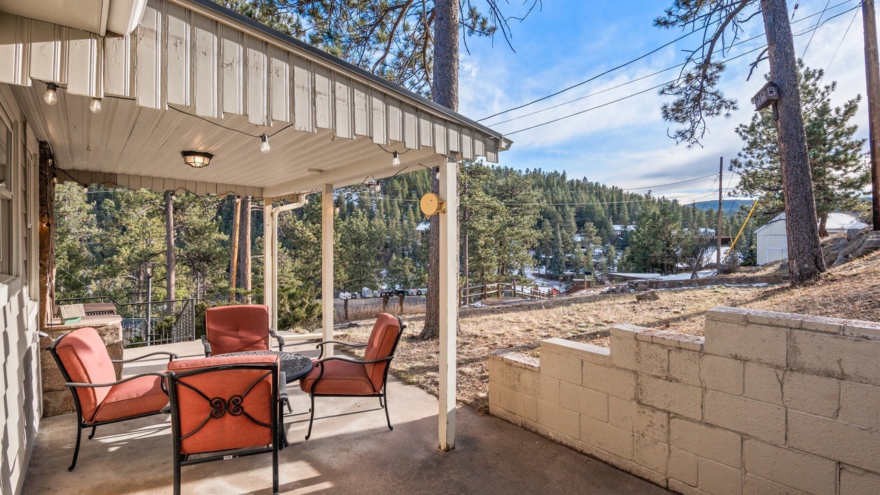 Photo of Patio Balcony in Kerr Gulch