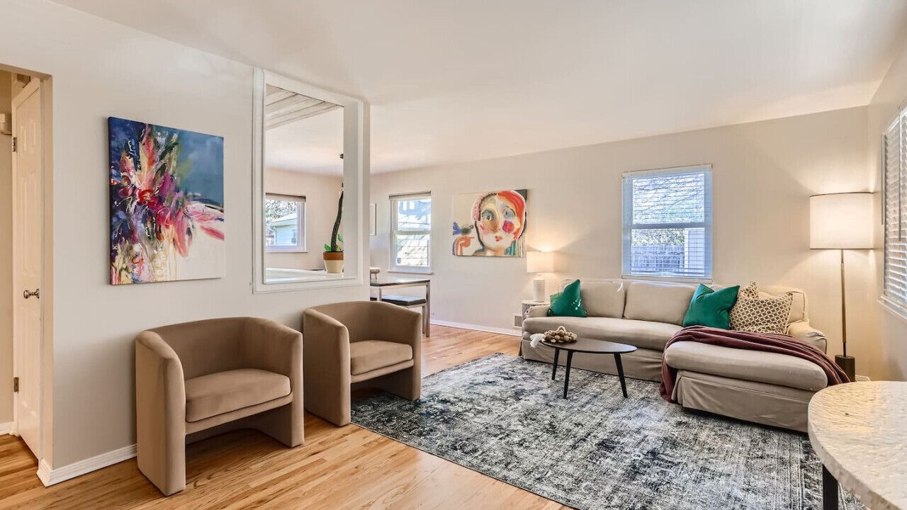 Photo of Livingroom in Southeast