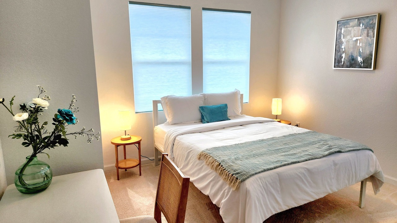 Photo of Bedroom in Castle Pines North