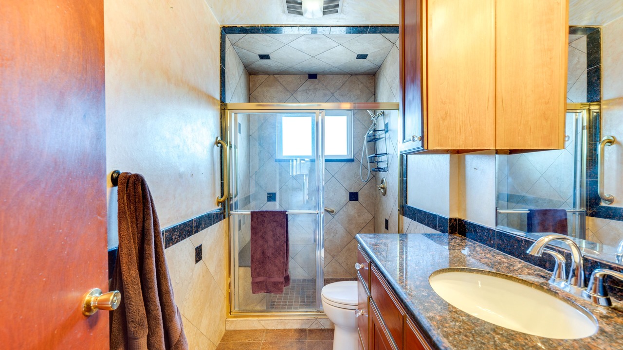 Photo of Bathroom in Twin Lakes