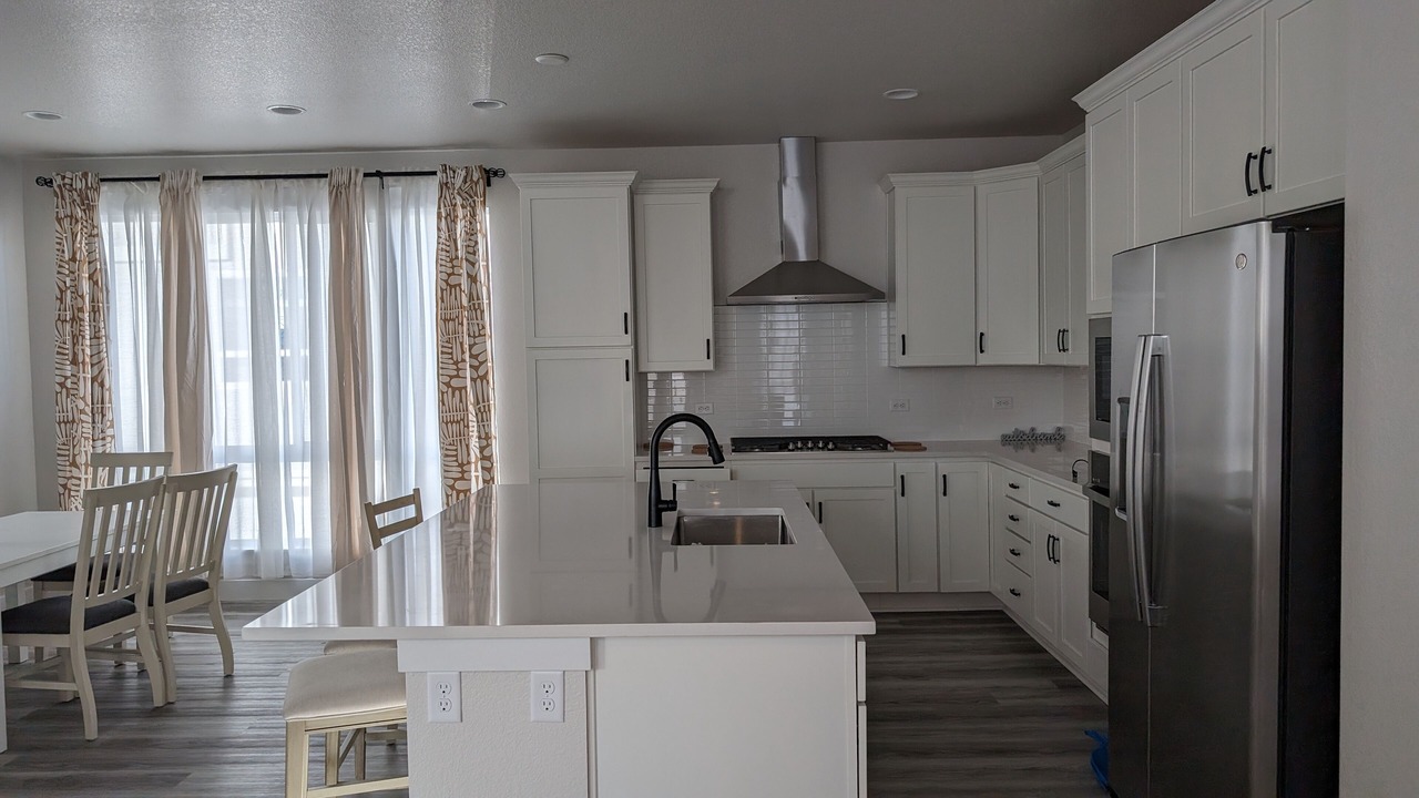 Photo of Kitchen in Rainbow Ridge