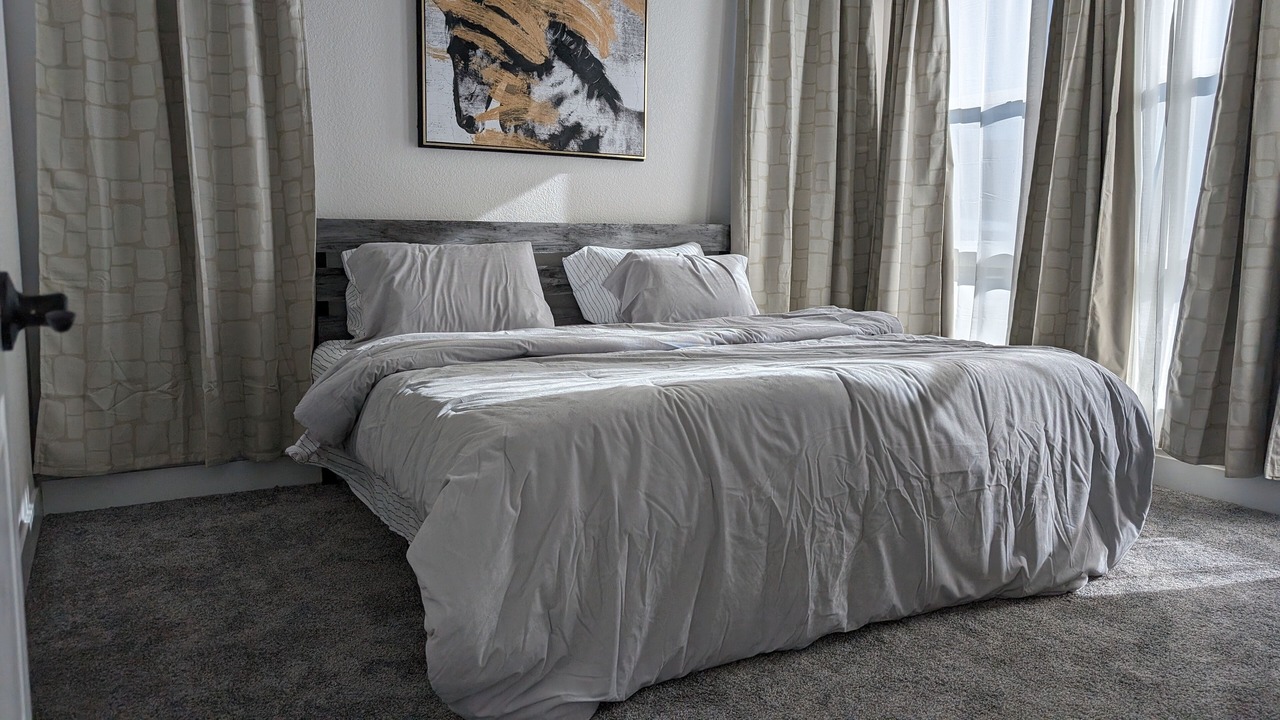 Photo of Bedroom in Rainbow Ridge