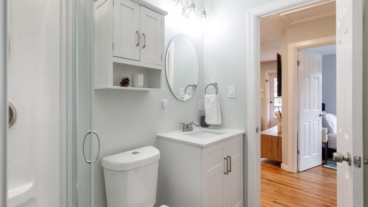 Photo of Bathroom in Barnum West
