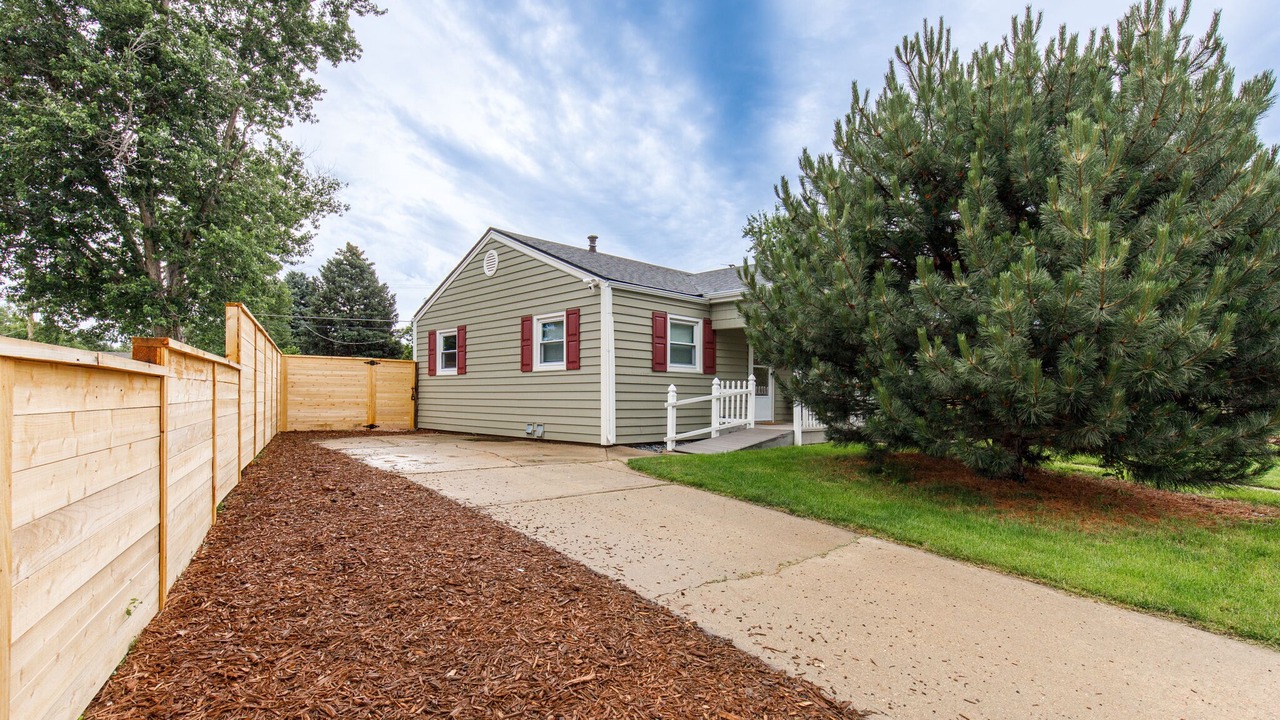 Photo of Outdoor in Barnum West