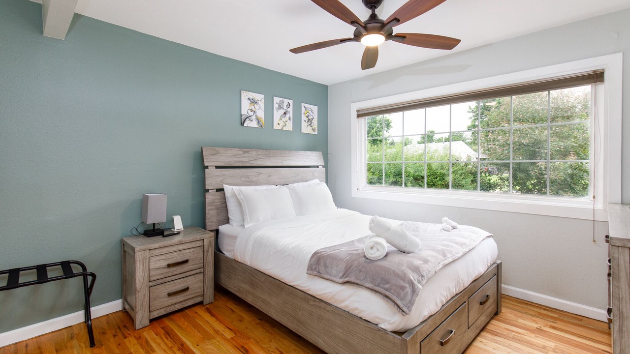 Photo of Bedroom in Barnum West