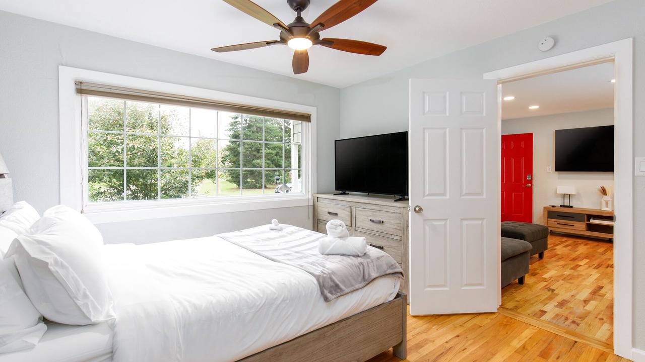 Photo of Bedroom in Barnum West