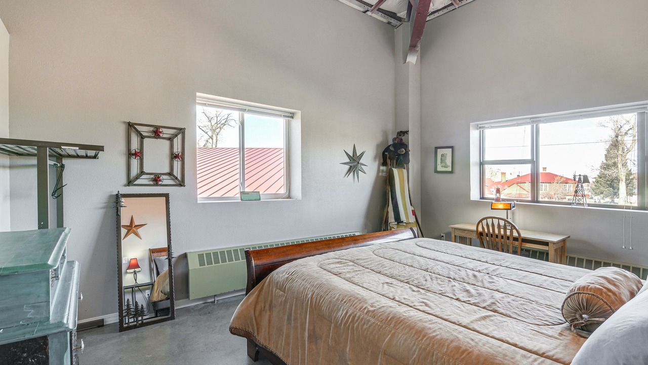 Photo of Bedroom in Del Norte