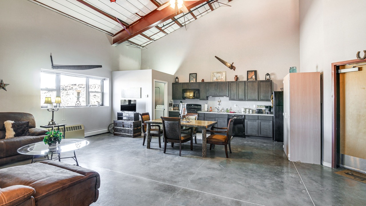 Photo of Livingroom in Del Norte