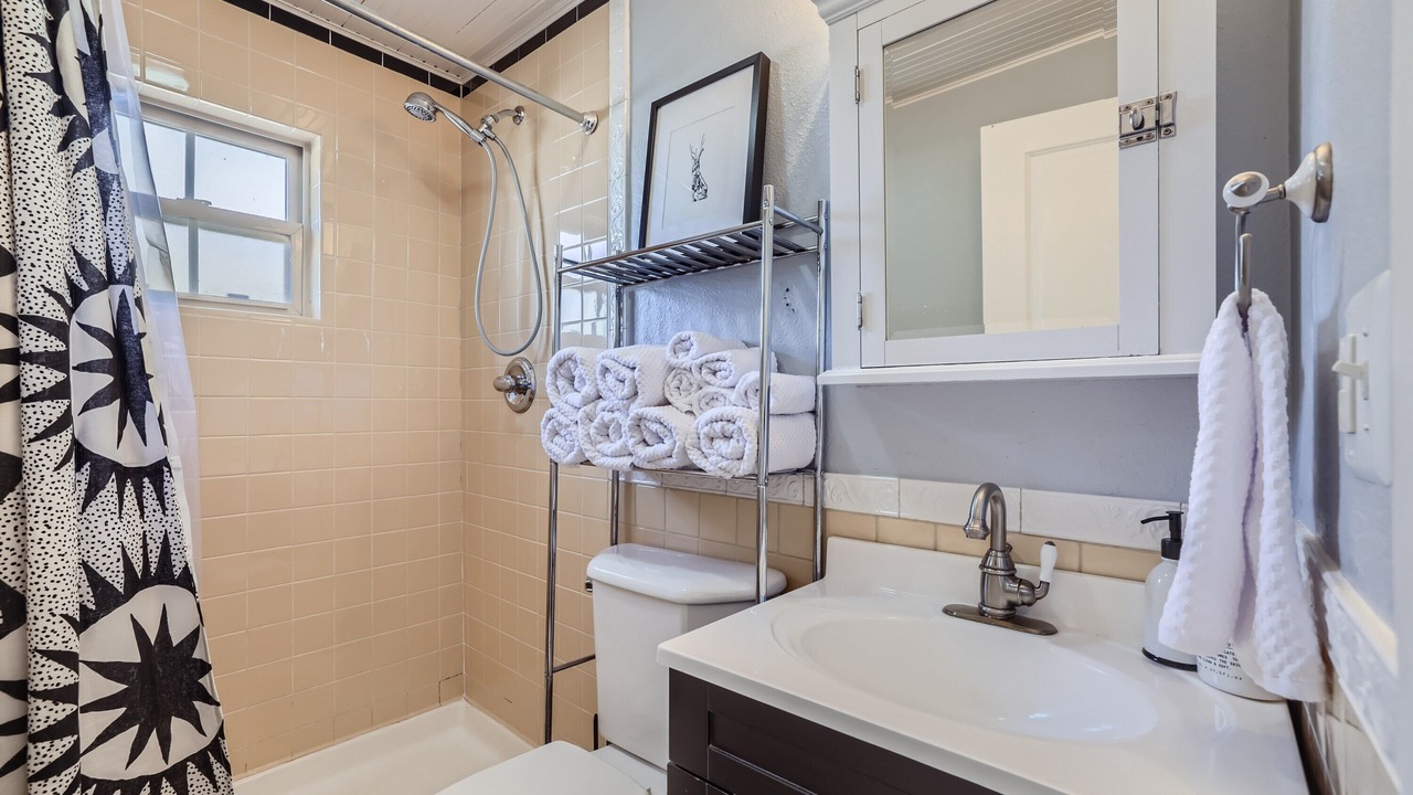 Photo of Bathroom in Golden