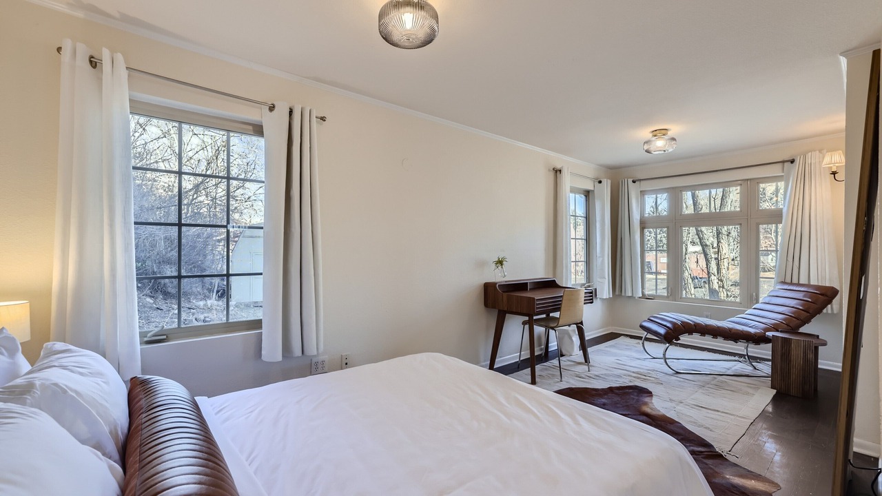 Photo of Bedroom in Golden