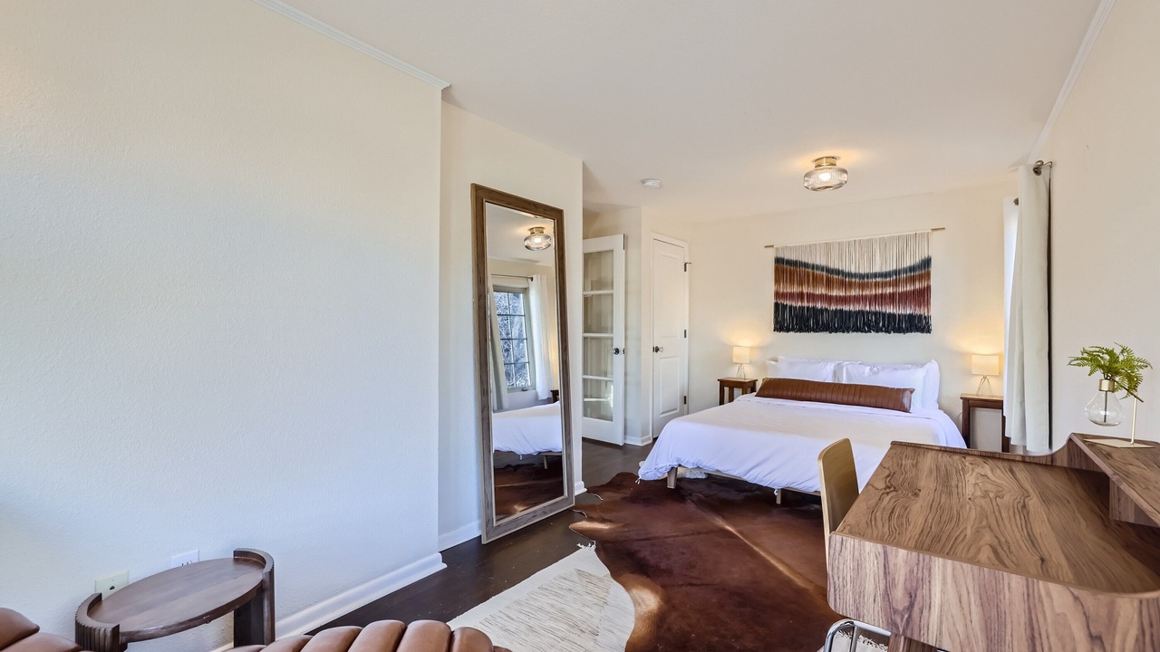 Photo of Bedroom in Golden