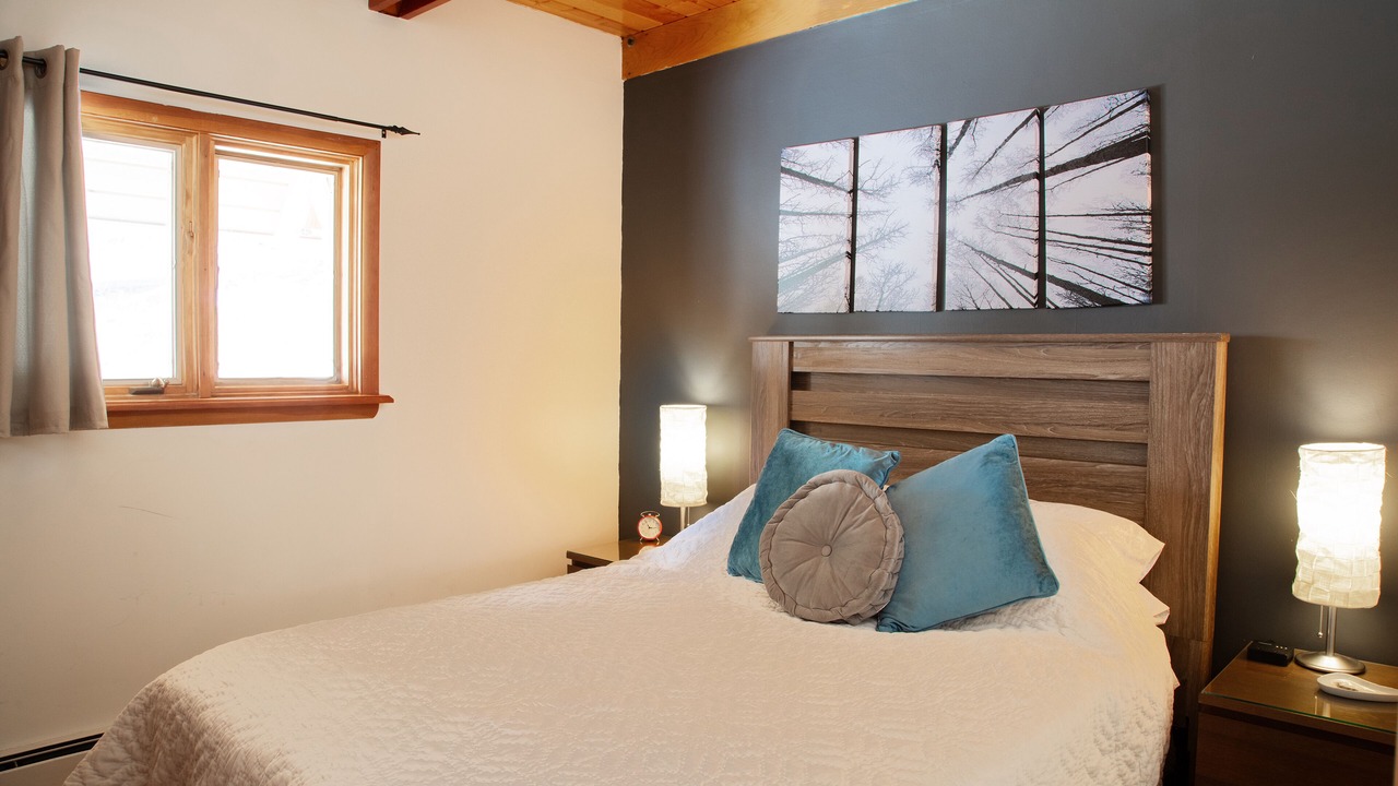 Photo of Bedroom in Saint Mary's