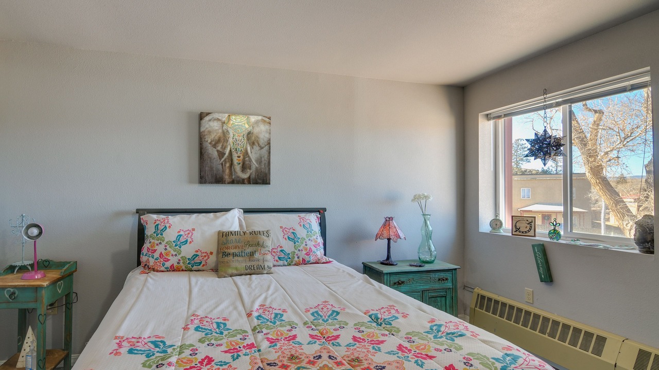 Photo of Bedroom in Del Norte