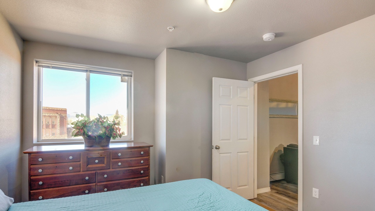 Photo of Bedroom in Del Norte
