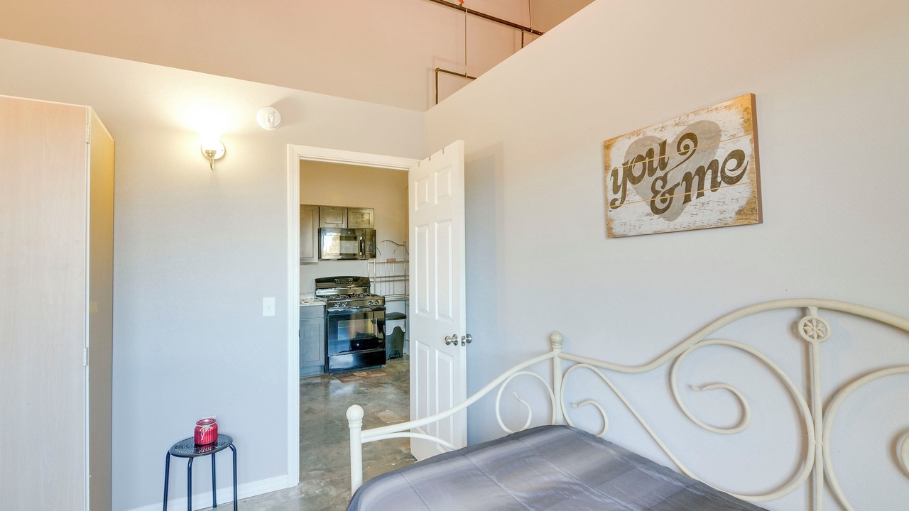 Photo of Bedroom in Del Norte