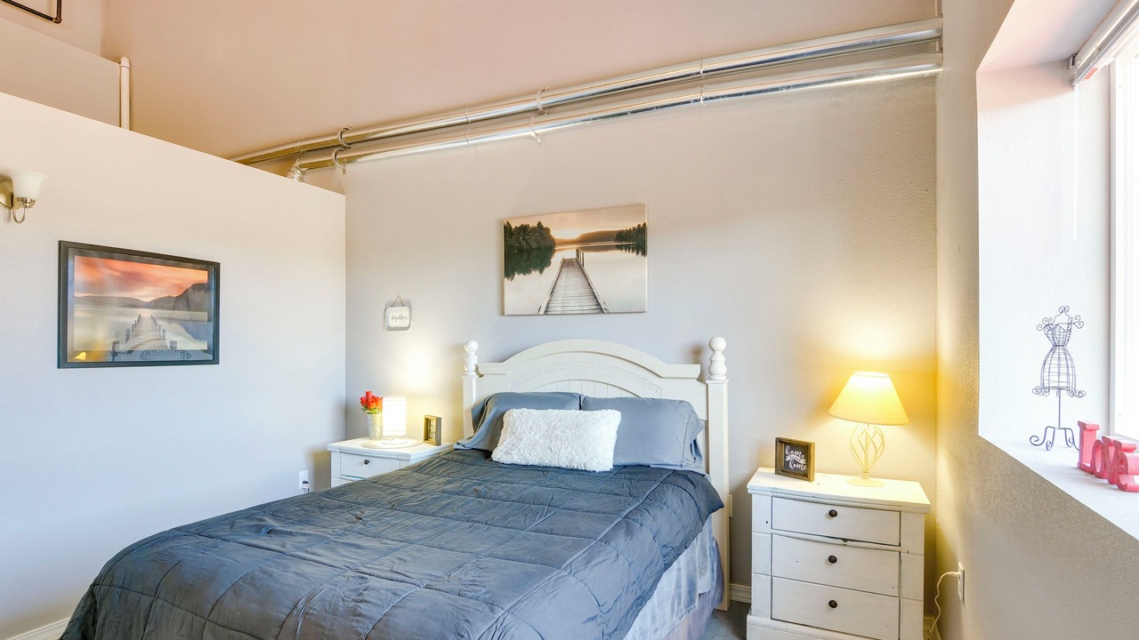 Photo of Bedroom in Del Norte
