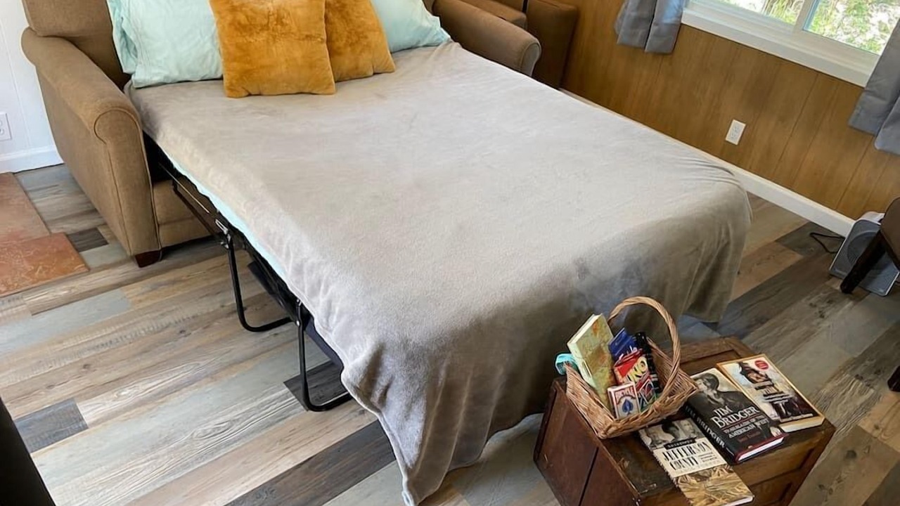 Photo of Bedroom in Coal Creek Canyon