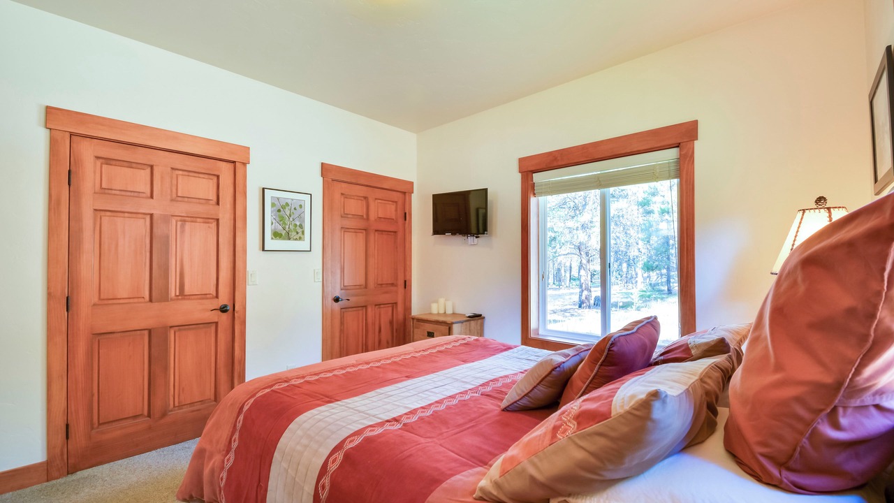 Photo of Bedroom in Leadville