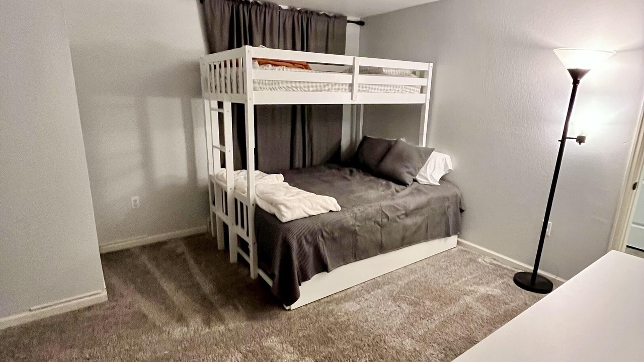 Photo of Bedroom in Edwards