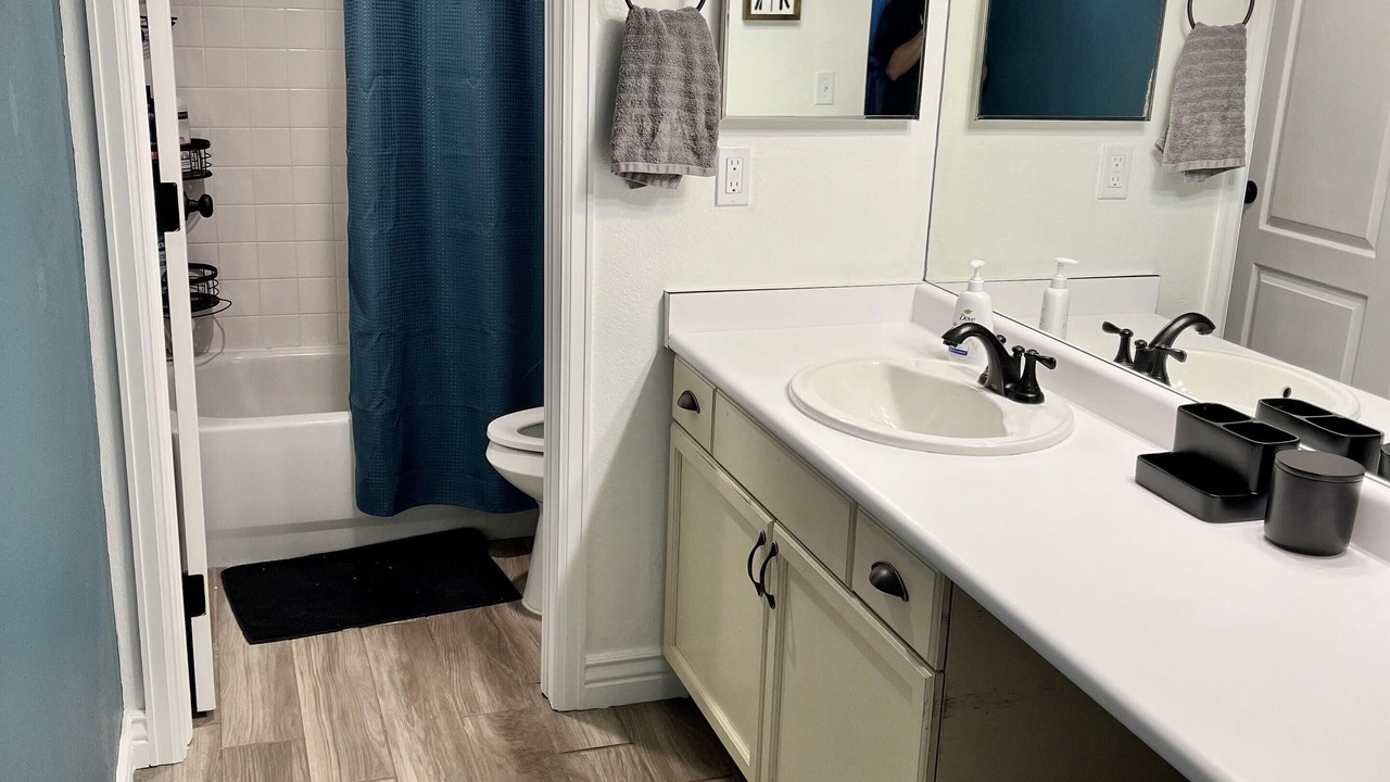 Photo of Bathroom in Edwards